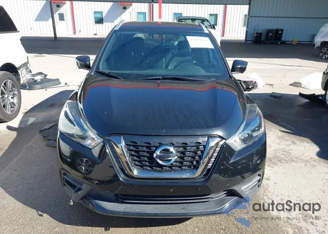 2019 Nissan Kicks Sr from USA, damaged, VIN 3N1CP5CU2KL567890